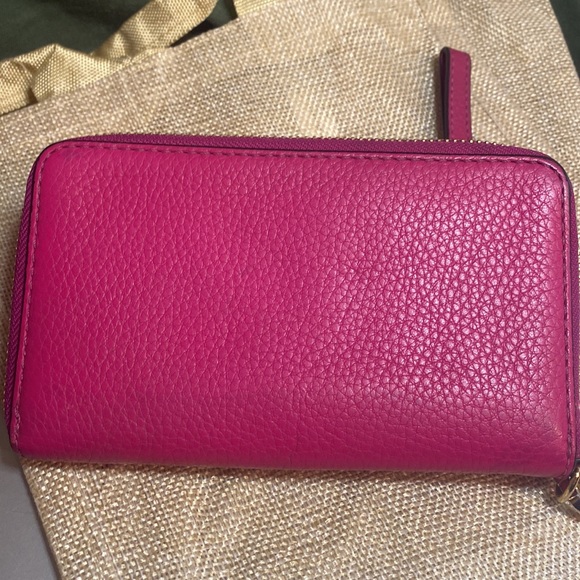 USED - Michael Kors Pink Leather Wallet - Picture 3 of 10